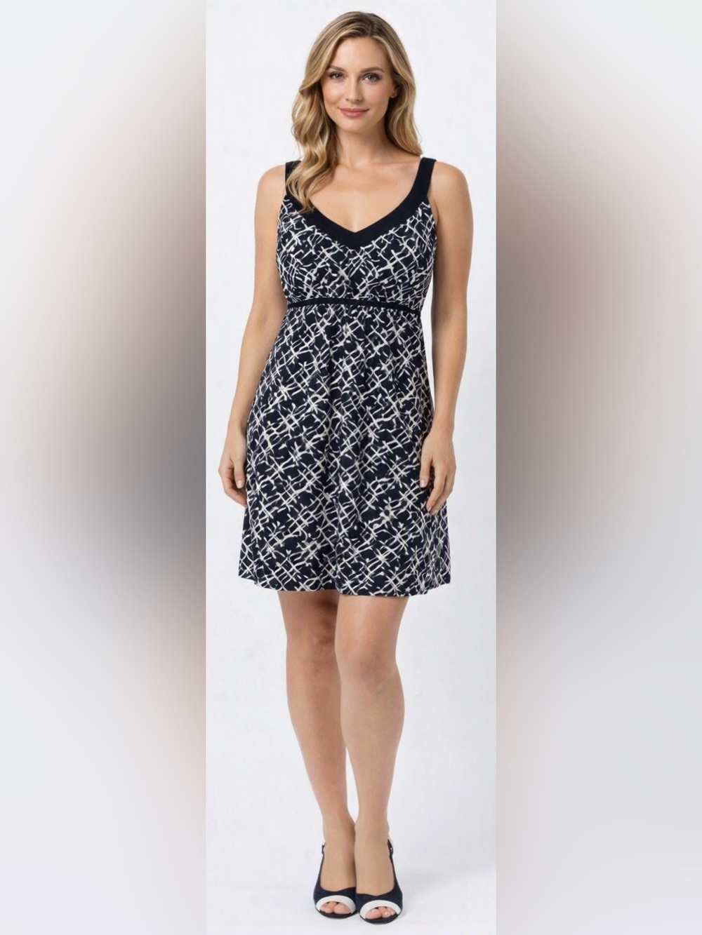 Petticoat Alley Women’s Sleeveless Empire Waist Dress in Navy/White Abstract SzS